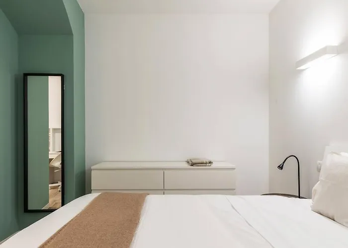 Mora Flexyrent A.c. - Colonne Apartmán *
